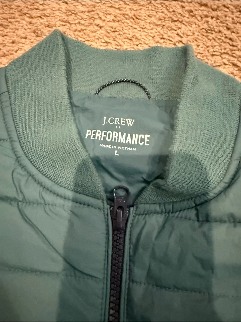 J.Crew Performance Vest Mens large Green Quilted Puffer Zip Pockets Lightweight
